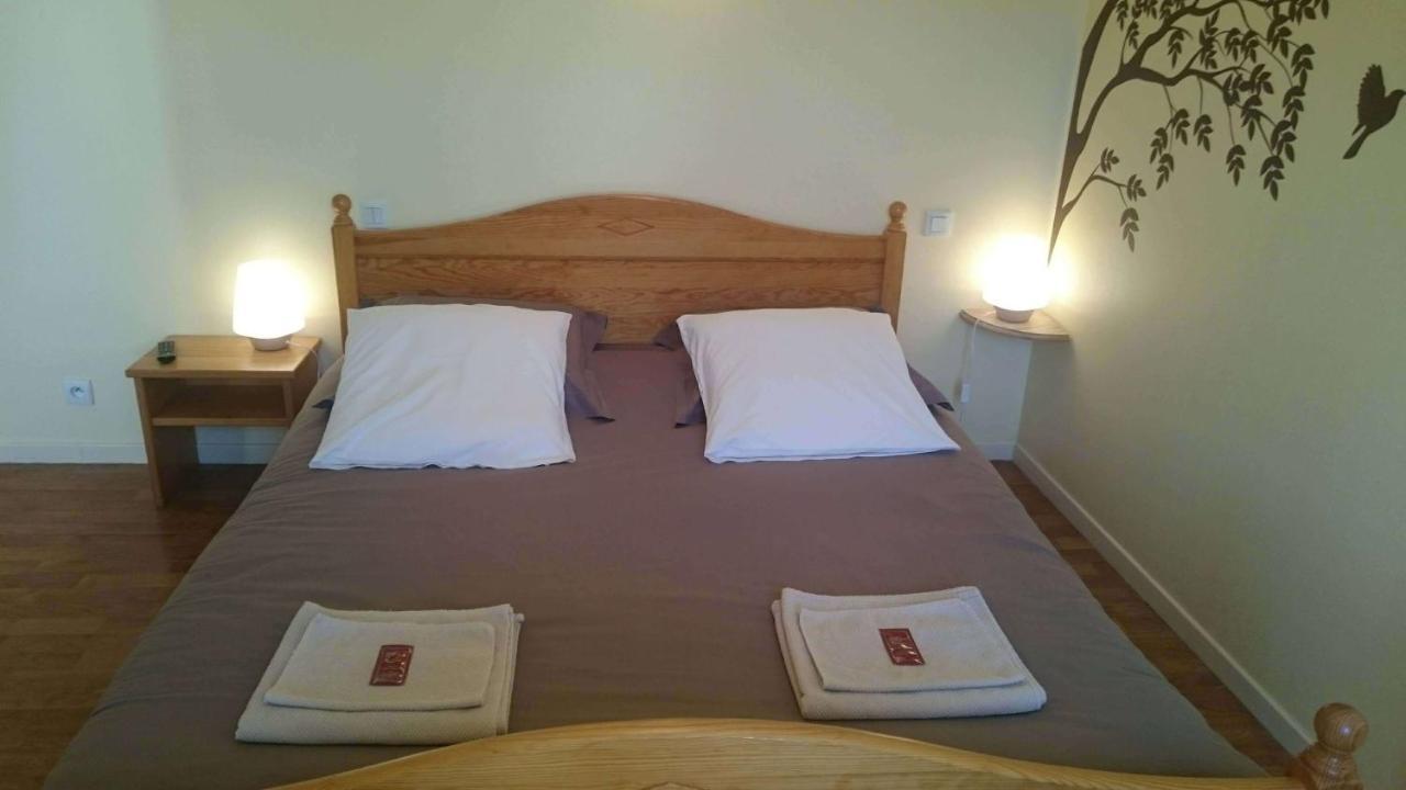 Chambres D'Hotes De L'Auberge L'Astrassadou Rezentieres Ngoại thất bức ảnh