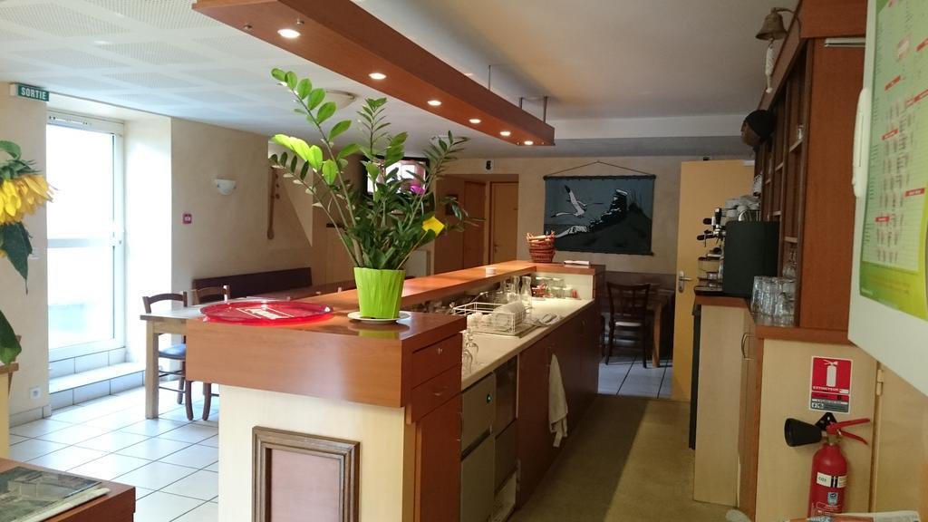 Chambres D'Hotes De L'Auberge L'Astrassadou Rezentieres Ngoại thất bức ảnh