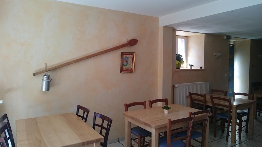 Chambres D'Hotes De L'Auberge L'Astrassadou Rezentieres Ngoại thất bức ảnh